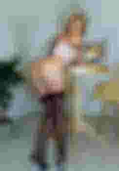 Лора главное фото